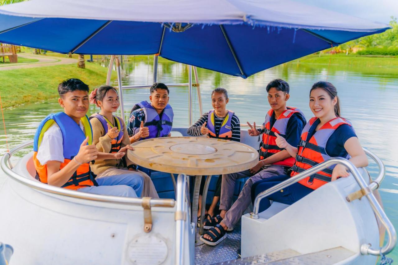 De Bintan Villa Tenaga Bagian luar foto