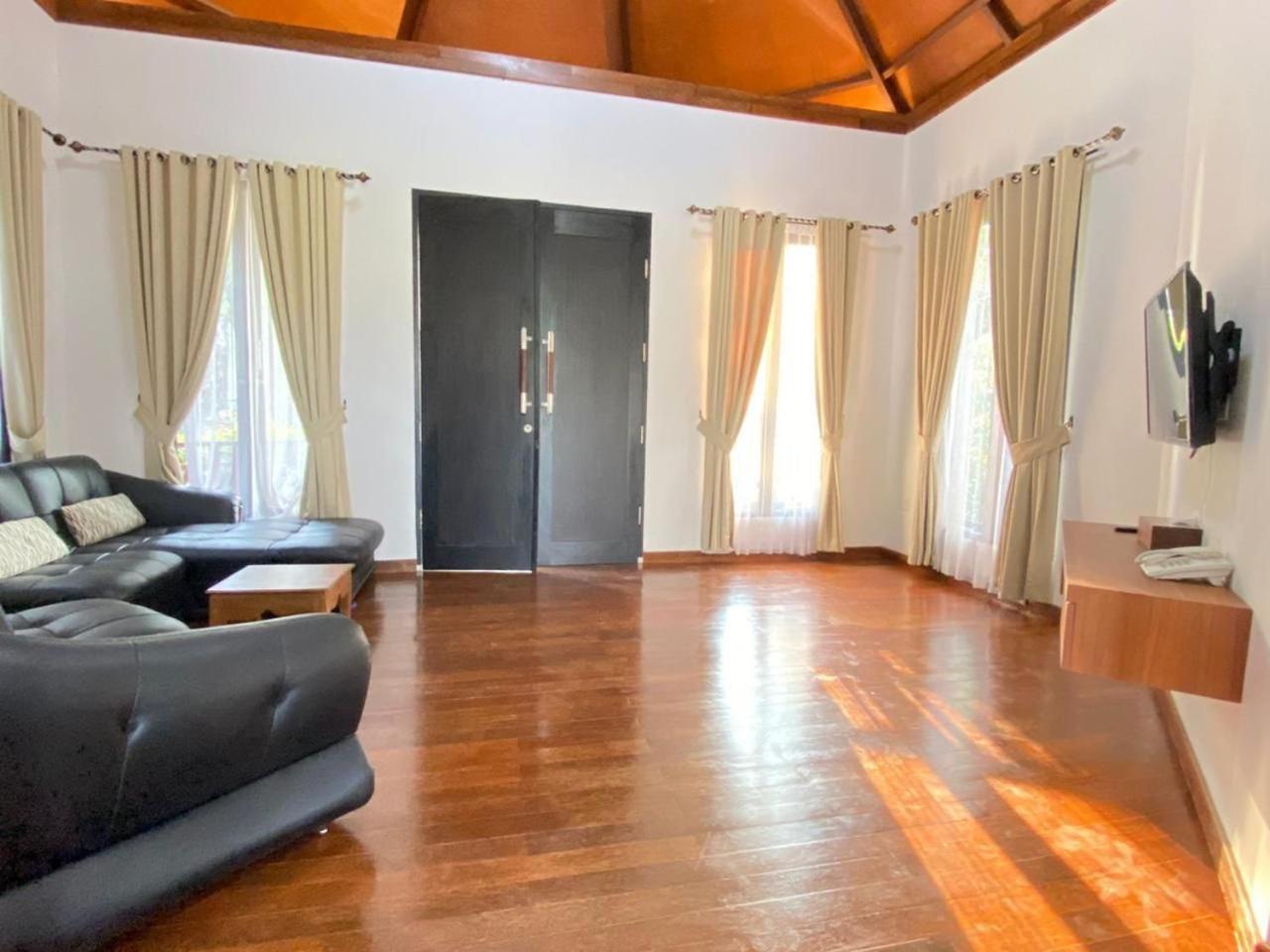 De Bintan Villa Tenaga Bagian luar foto
