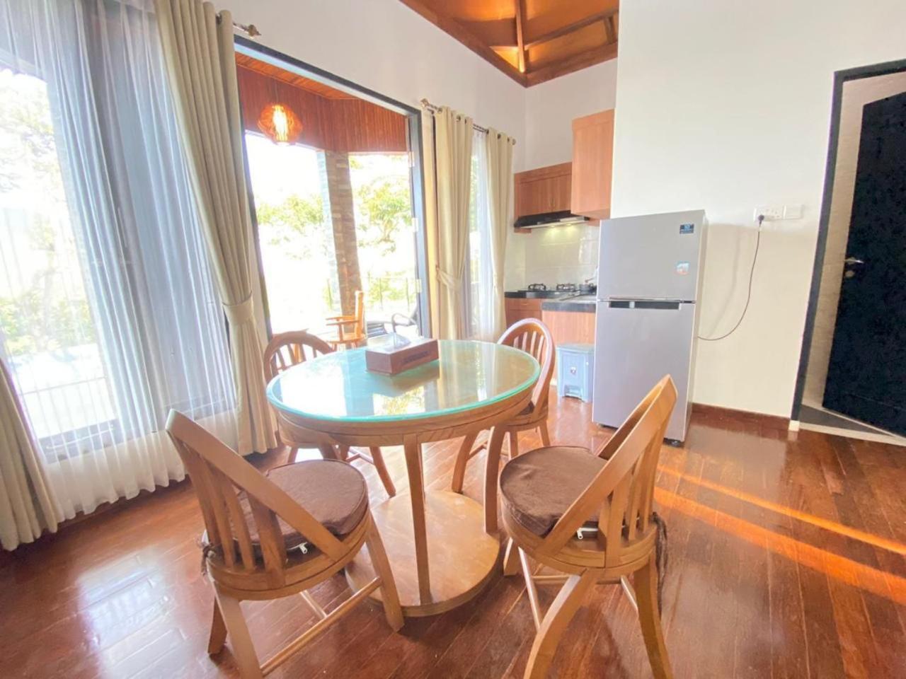 De Bintan Villa Tenaga Bagian luar foto